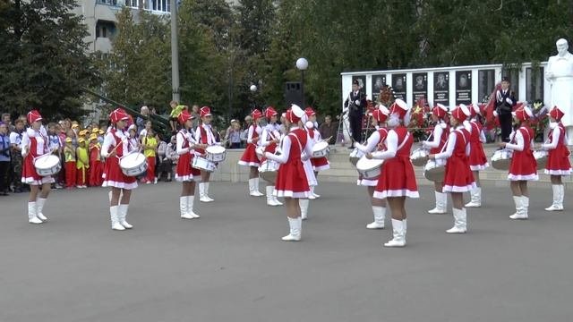 16.09.2017.Выступление барабанщиц,ЦДТ,