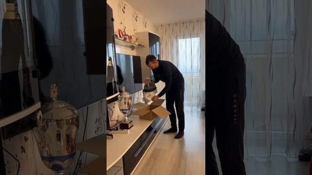 Вячеслав Шипунов получил свой кубок за победу в летнем турнире #fc24 #маныч #кубокветеранов