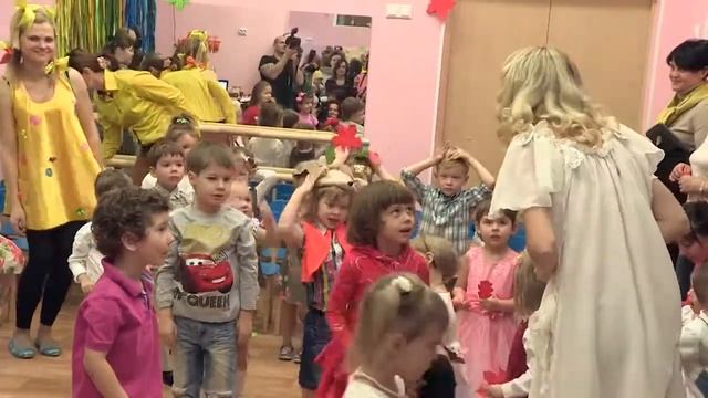 Праздник Осени 011113ФВ HD смотреть онлайн