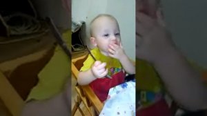 Уроки еды (как кушать борщ двумя ложками)