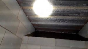 Металлический уголок в топке отопительной печи. pechnik-zharkov.ru