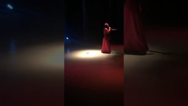 Цыганская народная песня "Солнышко". Лена Искра