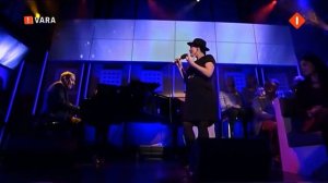 Caro Emerald & Jools Holland  -  Completely