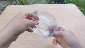 Двухлопастной красивый ветряк. Отпугиватель кротов и птиц. Ветряк из  пластиковых бутылок.