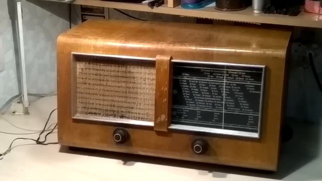 Т-154 радиоприемник 1941 года, фирма Апситис и Жуковскис смотреть онлайн