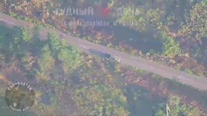 Работа оператора FPV дрона по технике ВСУ подразделения ﹤﹤Судоплатов﹥﹥.