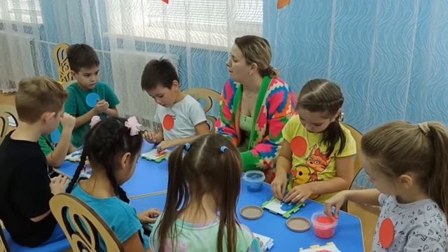 Фрагмент занятия « Звуки и буквы» учителя-логопеда МДОБУ «ЦРР д/с « Сказка»,Горьковой Н.П. смотреть онлайн