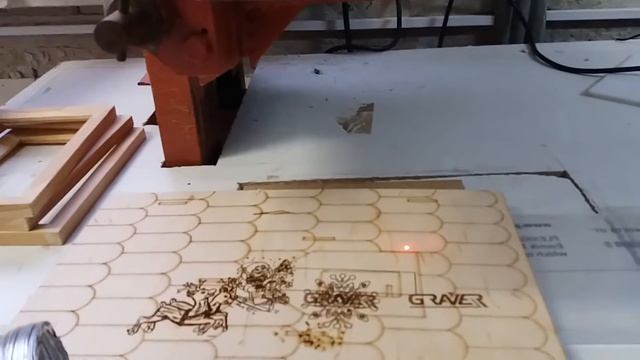 Рисование лазером по дереву смотреть онлайн