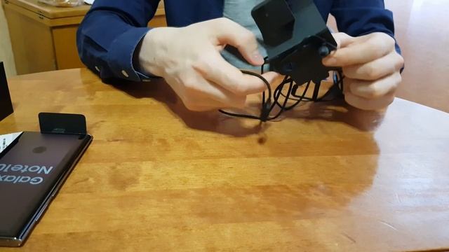 전화에 대한 반응 Парень открывает подарок | Samsung galaxy Note 10 | Реакция на телефон смотреть онлайн