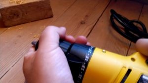 Дрель-шуруповерт Kolner KED 240V -  Проверка работы трещетка