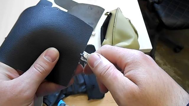 Перетяжка подголовника от Subaru в искусственную кожу. Проект перетяжка салона авто тюнинг "Subaru"