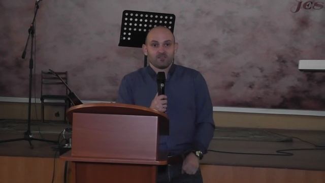 "Разочарованные в Боге". Проповедует пастор Александр Мунтеану. Курск.