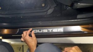 Наклейка на пороги для Renault Duster (Рено Дастер)
