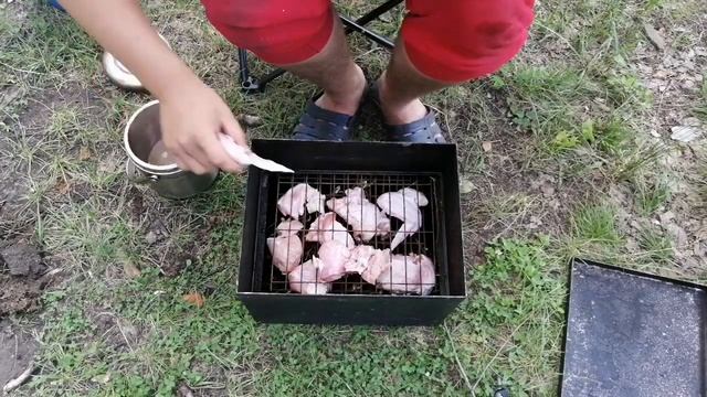 Закуска к пиву. Как закоптить курицу без опилок| курица горячего копчения