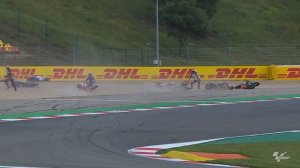 Multiple rider crash brings out the red flag in Moto2™ _ 2022 #PortugueseGP.