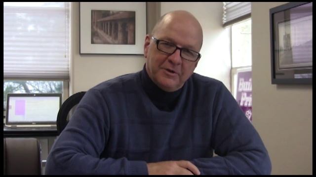 President set to leave Southwestern College смотреть онлайн