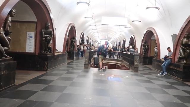 Иностранка первый раз в России/Украине. Впечатления после Бали. Знакомство с родственниками