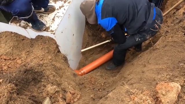 Монтаж автономной канализации своими руками.