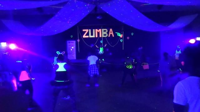 Te extrano (bachata)/Bompea (reggeaton) - Zumba - Claudia Lino - Move on beat 2017 смотреть онлайн