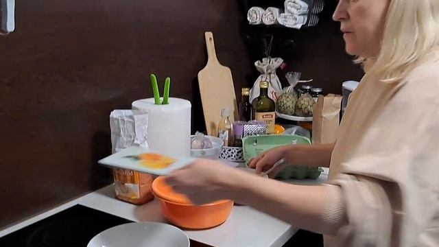 Таллинский Влог.Невероятная цена на хлеб в Эстонии ? -печём сами ❤️ смотреть онлайн