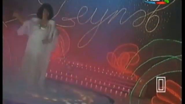 Zeyneb Xanlarova - Gelermi, gelmezmi/ Зейнаб Ханларова/ Zeynab Khanlarova смотреть онлайн