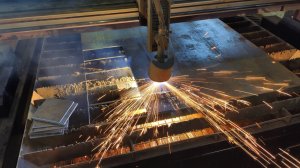 Плазменная резка листового металла