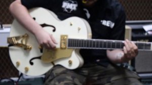 Gretsch White Falcon Shootout - Gretsch G6136T-59GE Vs. Gretsch G6636T Players Edition