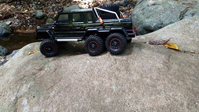 TRX6 Mercedes Benz AMG G63 6x6 drive adventure by RC Cars Hobby смотреть онлайн