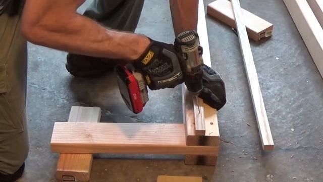 HOW TO BUILD A BED WITH 2X4 LUMBER FOR $40 смотреть онлайн