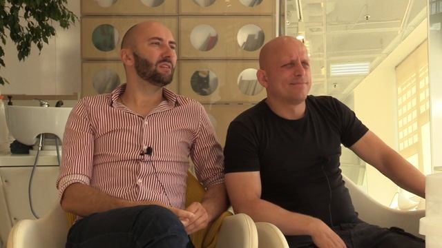 Как открыть переносную парикмахерскую из контейнера / Paul Mitchell / Стрижки по 249₽ смотреть онлайн