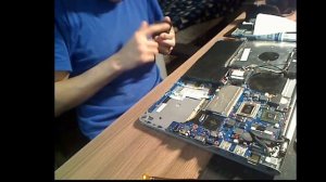 Samsung NP535U4C разборка, чистка, смазка петель и кулера. замена термопасты