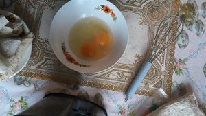 Треугольники из лаваша с колбасой и сыром