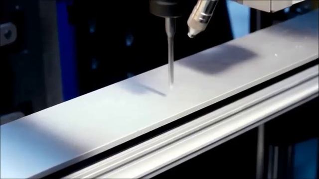 Центр резки и обработки алюминиевых профилей CUT 60 смотреть онлайн