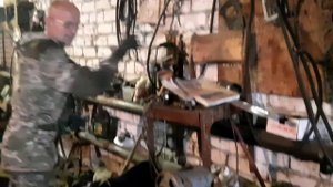 Ремонт комбайна ДОН 680М. Замена шпонки на валу привода ускорителя.