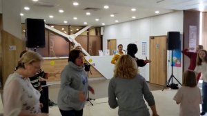Видели ночь на балалайке и баяне - дуэт "Богатые и Знаменитые"