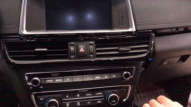 KIA OPTIMA. Разбор центральной консоли(магнитолы) KIA OPTIMA смотреть онлайн