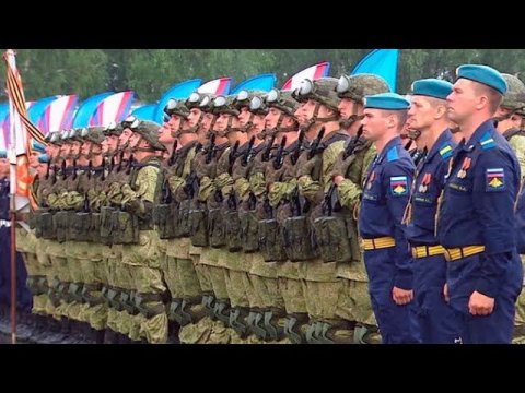 Девяносто лет ратных подвигов: в России отмечают День ВДВ