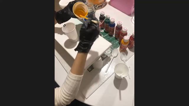 №4 Мастер-класс по технике "Флюид-арт" смотреть онлайн