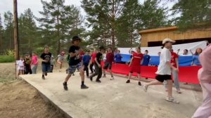 Флешмоб ко Дню России в лагере "Черёмушки"