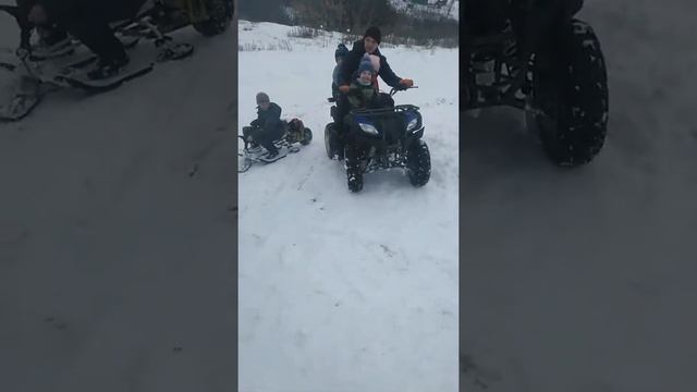 Снегоход(1) смотреть онлайн