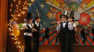 танец с тросточками