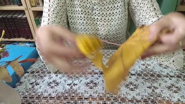 Мастер-класс "Цветы из осенних листьев" от Елены Бовыкиной смотреть онлайн