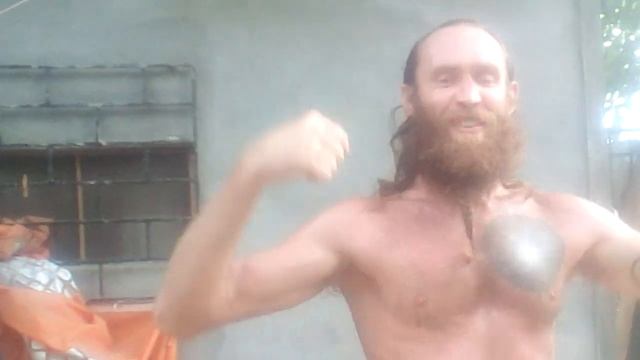 Домашняя разминка в Эквадоре в отсутствие турника и в ожидании сёрфинга. смотреть онлайн