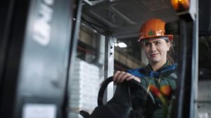 Танго погрузчиков TCM