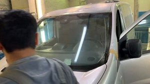 Покраска Раптором микроавтобуса Пежо Эксперт.