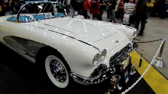 1961 Chevy Corvette White смотреть онлайн