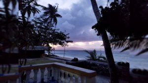 Underneath your clothes lyrics -Shakira