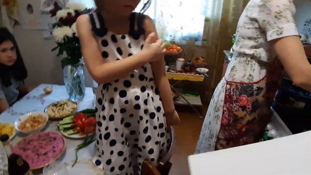 95 лет нашей маме, Фатиме Тафтеевне? Она Ветеран тыла? Передовая доярка Вырастила 6 детей одна Прод смотреть онлайн