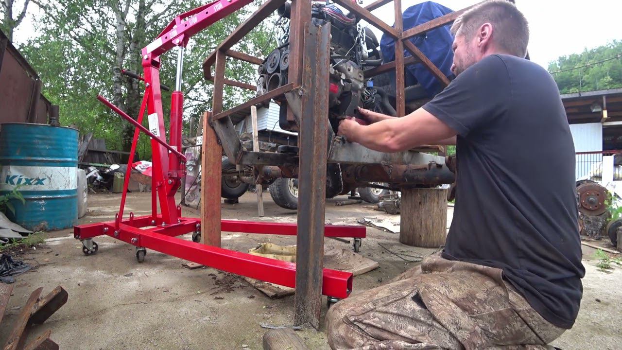 ВЕЗДЕХОД-ПЕРЕЛОМКА. Готовимся к сбору кедрового ореха. смотреть онлайн