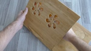 Стол для использования ноутбука лежа